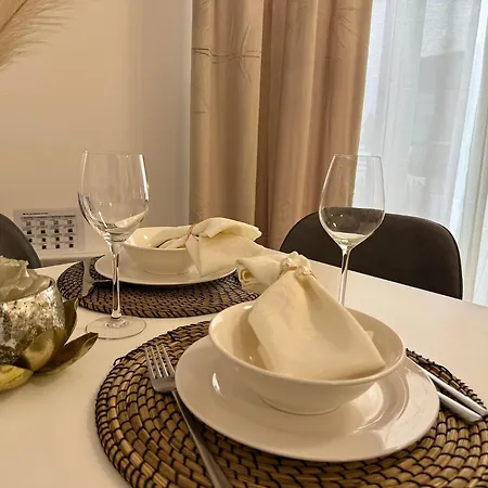 Local-lux F3 - Private Parking & Balcony Daire *