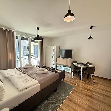 Local-lux F3 - Private Parking & Balcony *