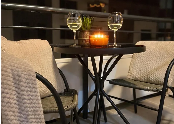 Local-lux F3 - Private Parking & Balcony Daire Keşkemet