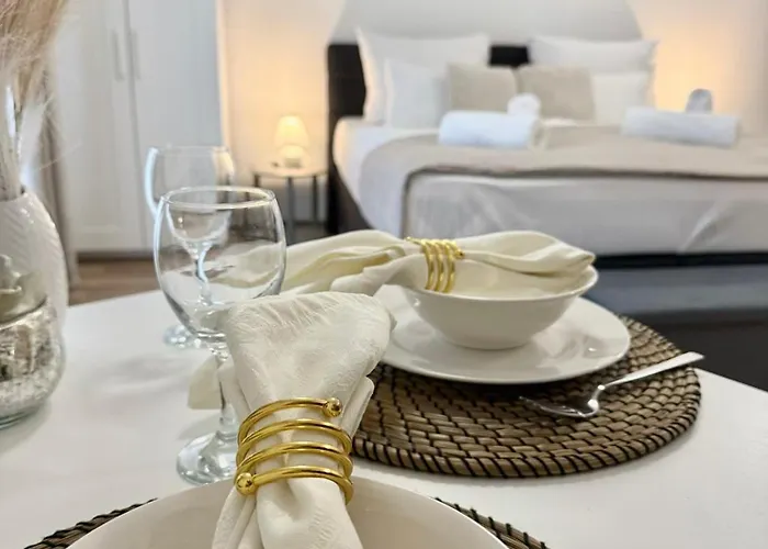 Daire Local-lux F3 - Private Parking & Balcony *