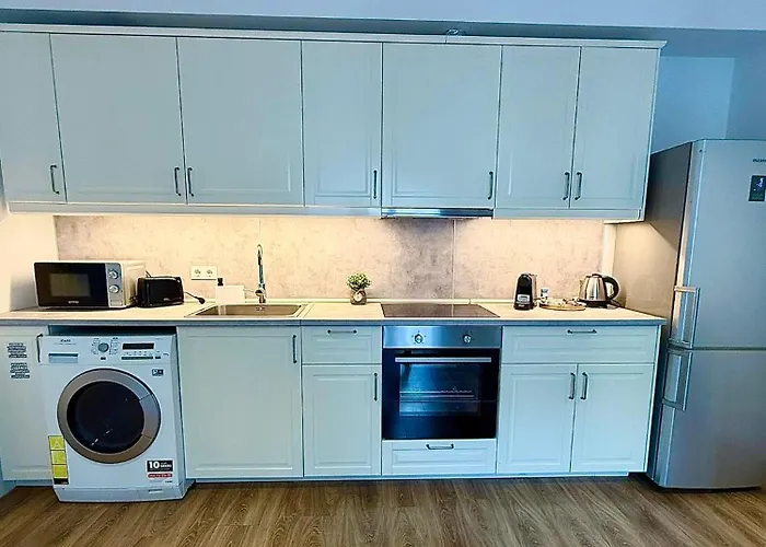 Local-lux F3 - Private Parking & Balcony Keşkemet